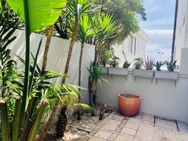 Bantry Beach Luxury Suites 开普敦 外观 照片