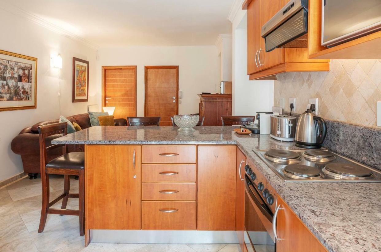 Bantry Beach Luxury Suites 开普敦 外观 照片